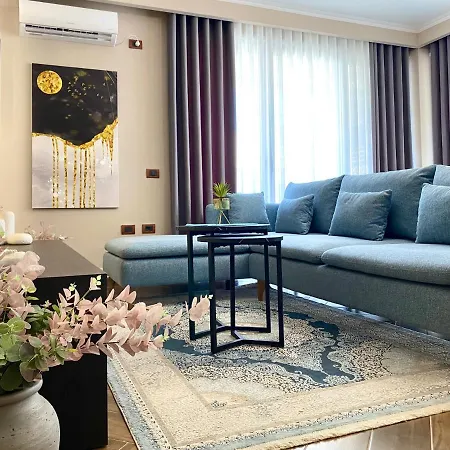 Lägenhet Eka Luxury
