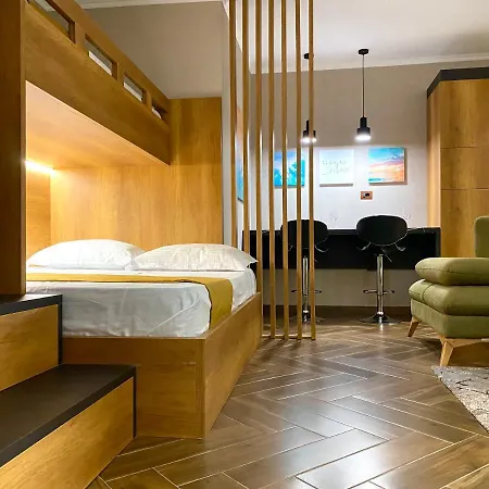 Eka Luxury Lägenhet *